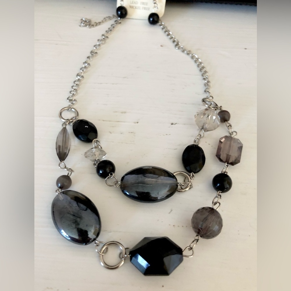 NEW Black & Grey Pebble Bead Layered Necklace & Earrings Set